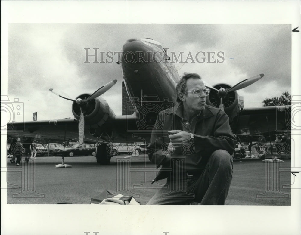 1988 Press Photo Jack A. Milavic - cva48627-Historic Images