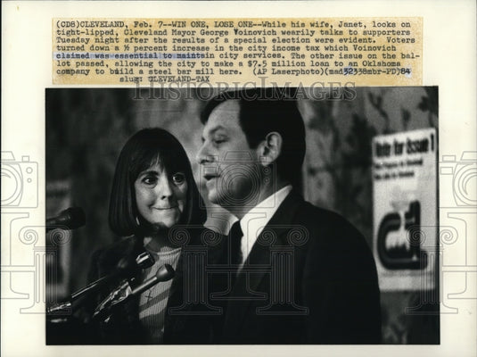 Press Photo Mayor George Voinovch and wife - Historic Images