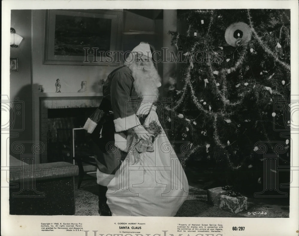 1962 The Santa Claus movie stars Joseph Moreno in the title role - Historic Images