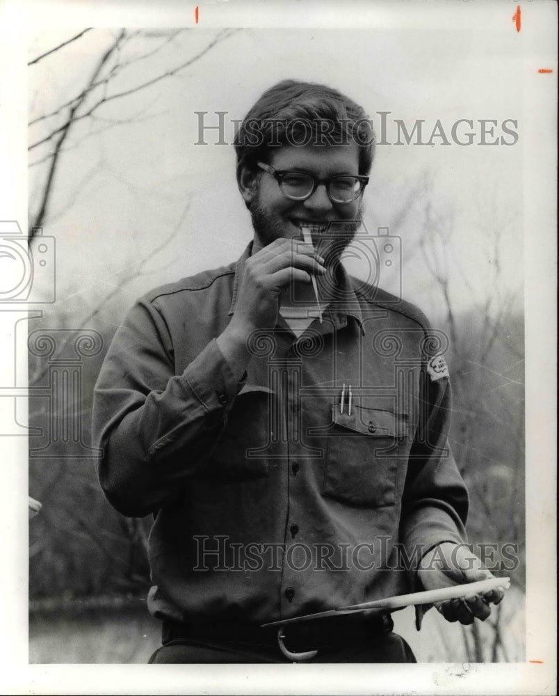 1975 Press Photo Douglas Yates - cva49140 - Historic Images