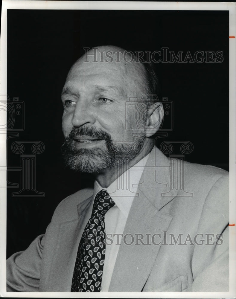 1977 Press Photo Peter Van Dyk - Historic Images