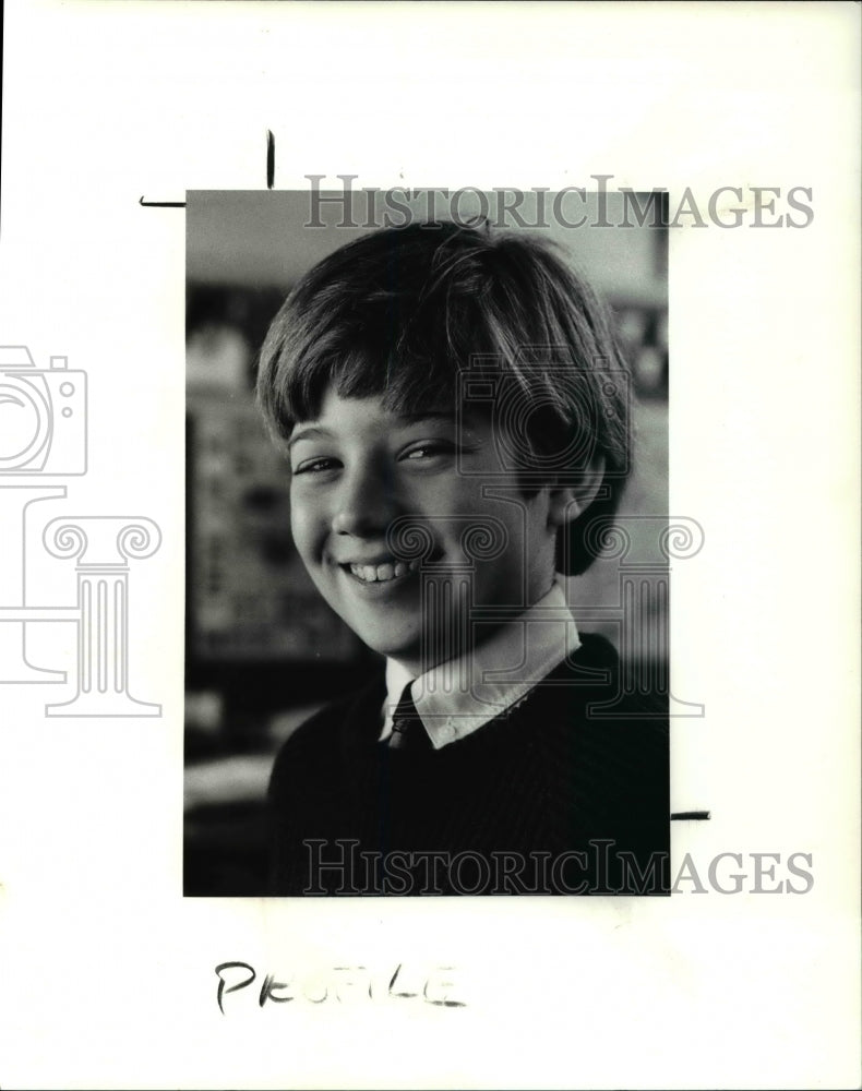 1990 Press Photo Matthew Zayd of St. Mary of the Falls School in Olmsted Falls - Historic Images