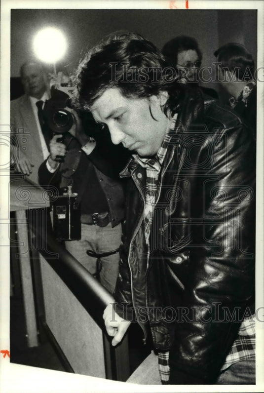 1980 Press Photo Glenn Zagger, 4500 State Rd. - cva49464 - Historic Images