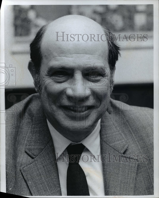 1971 Robert M. Wurzman, Beechwood councilman - Historic Images
