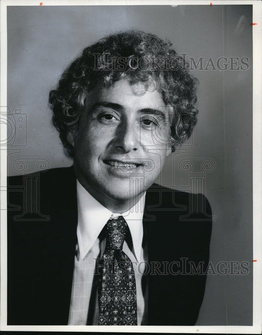 1977 Press Photo Sheldon Wigo-Historic Images