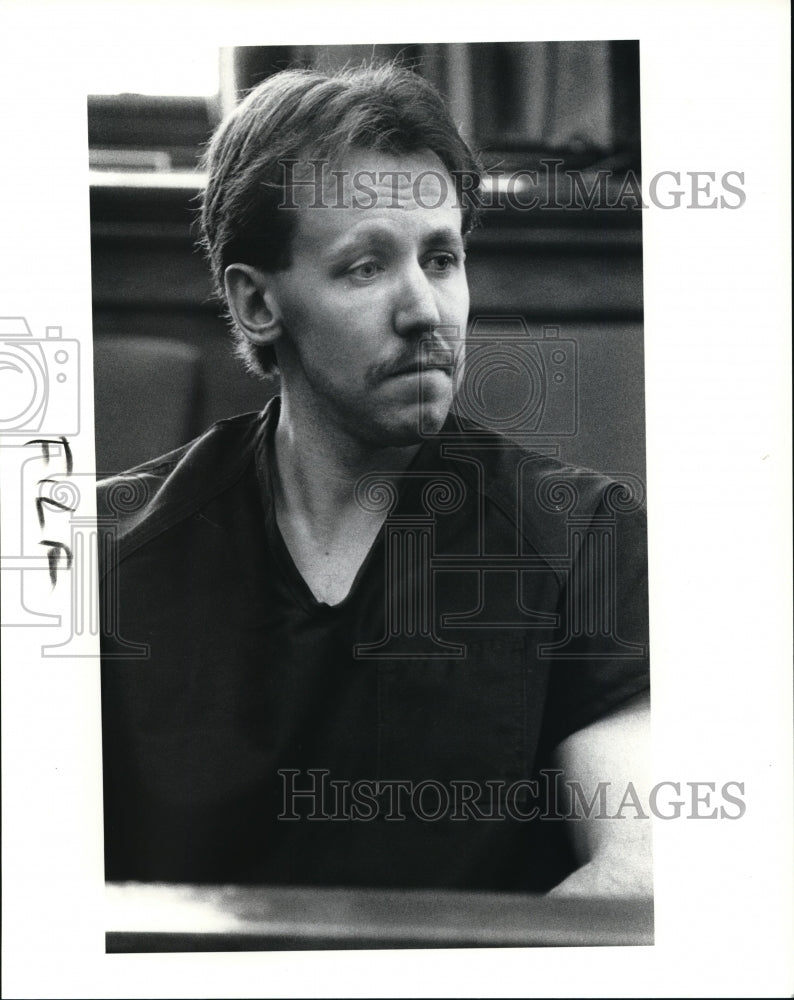 1990 Press Photo Greg Winship in Painsville court - Historic Images