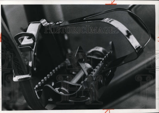 1972 Press Photo Bicycle Parts - Historic Images