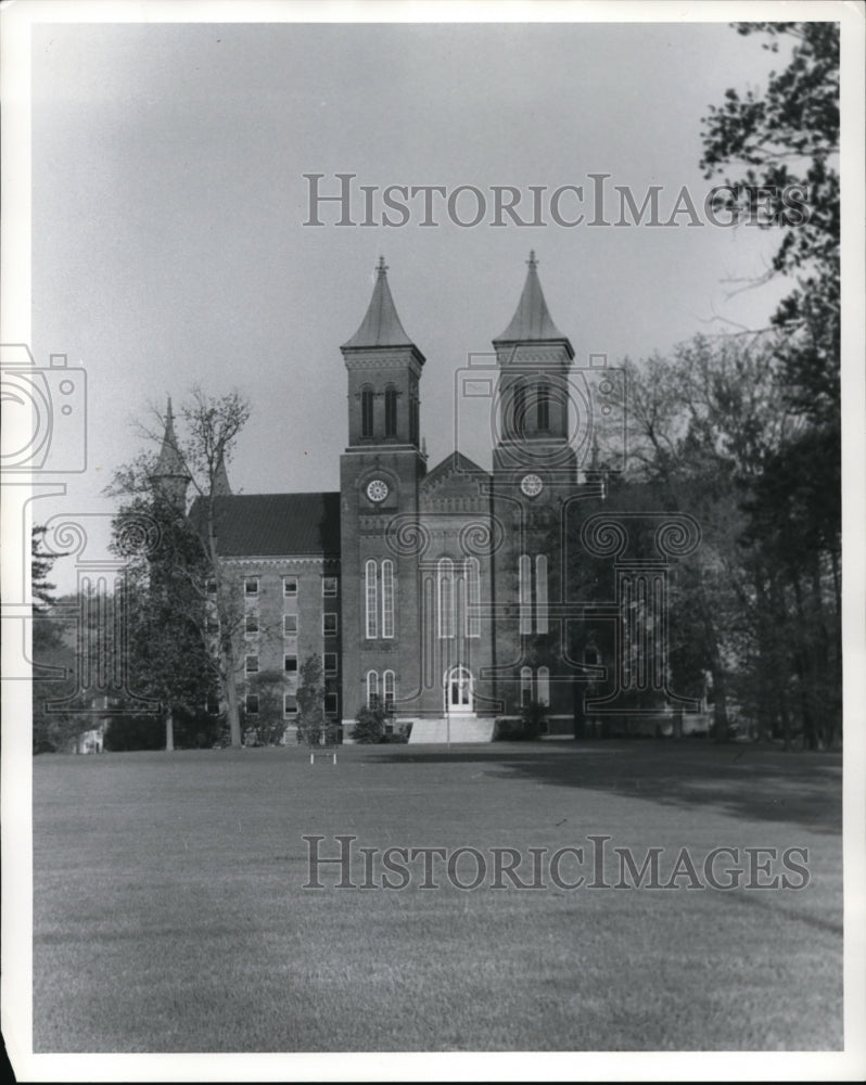 1961 Press Photo Antioch Hall - Historic Images