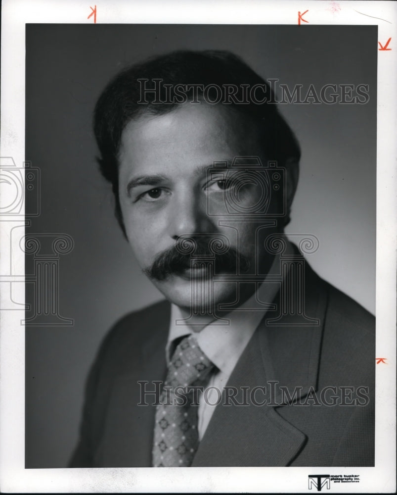 1977 Press Photo Frederick E.J. Pizzedaz, head of NOACA - Historic Images