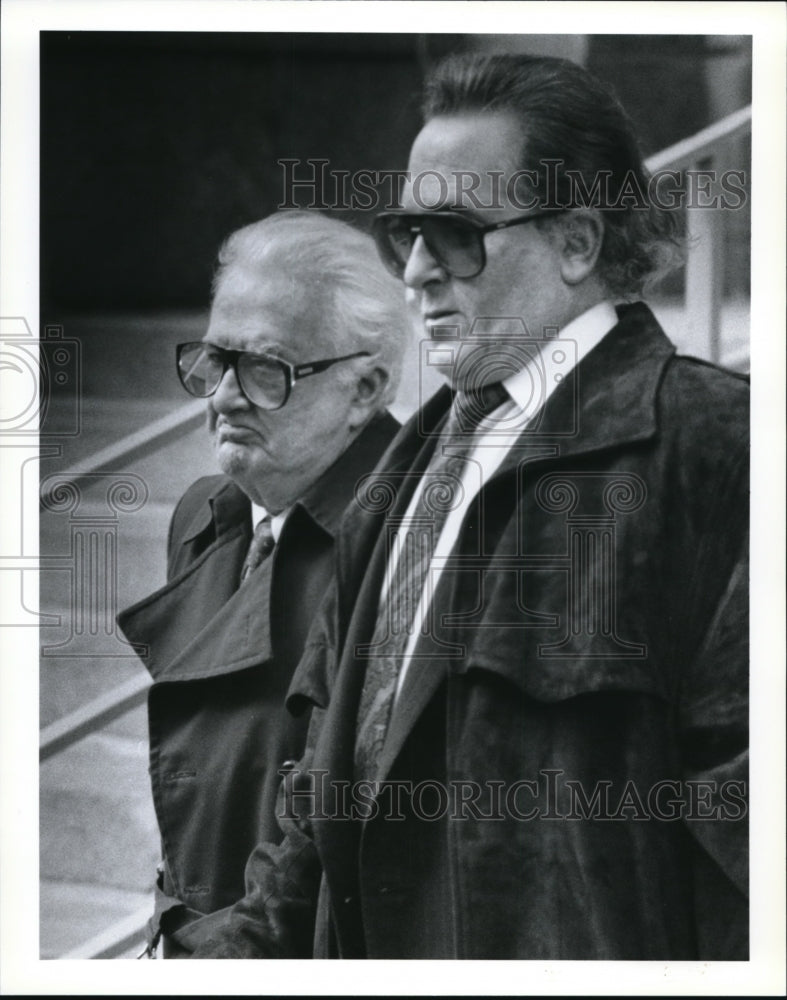 1992 Press Photo Victor Posner-Historic Images