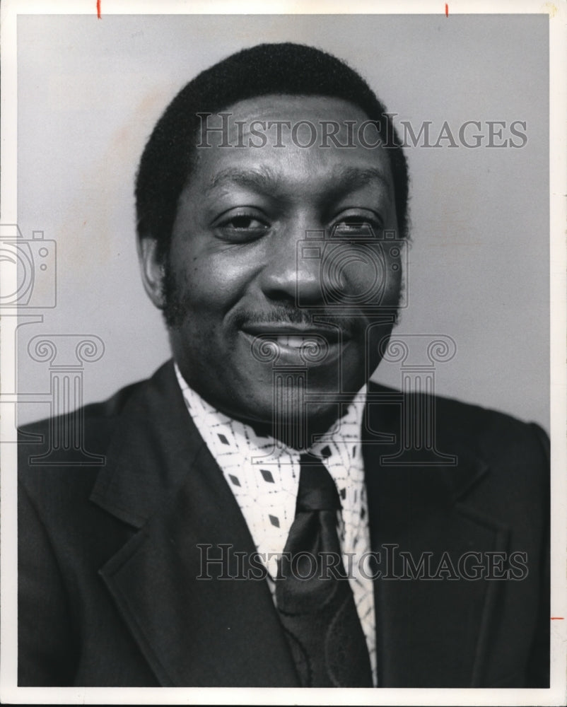 1973 Cleveland School Board Candidate Arnold Pinkney - Historic Images