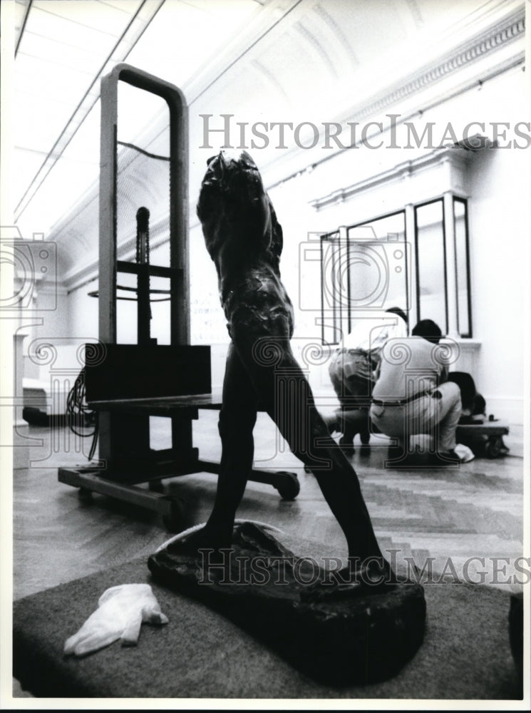 1993 Press Photo The bronze sculpture of the Walking man by Auguste Rodin-Historic Images