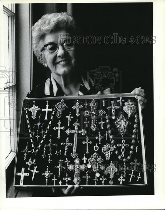 1979 Press Photo Marianne Mastics shows her cross collection - Historic Images
