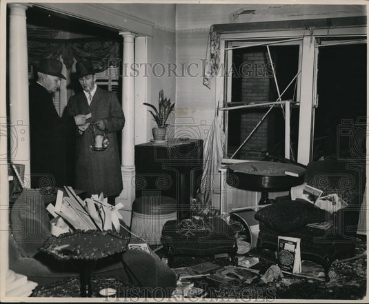 1949, Inspector Charles Nevel and James McArthur - Historic Images