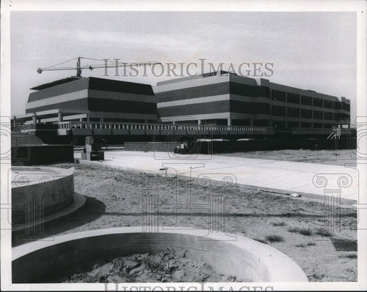 1968 Press Photo Cuyahoga Community College Science & Technology Bldg- Historic Images