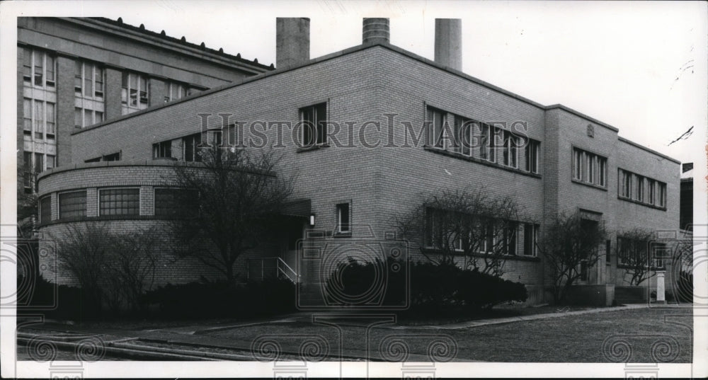 1972 Cuyahoga County Morgue - Historic Images