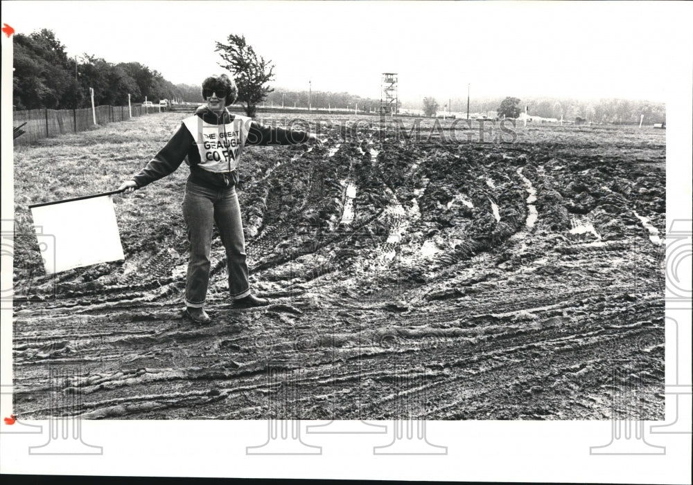 1981 Press Photo Tony Hamilton during the City fair-Historic Images