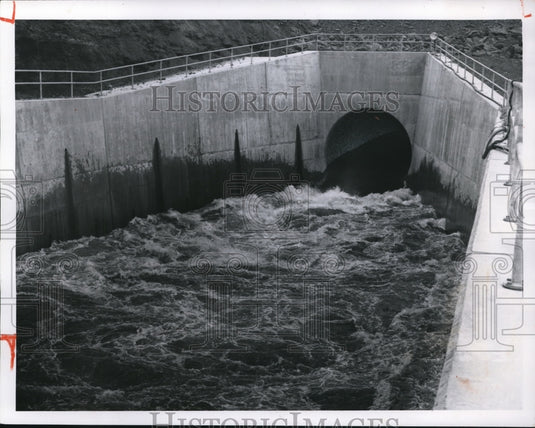 1960 The 20 foot Dillon Dam in Zanesville Ohio - Historic Images