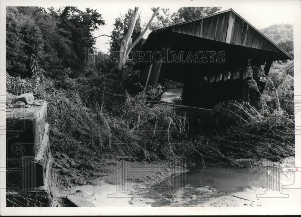 1969 Covered bridges - Historic Images
