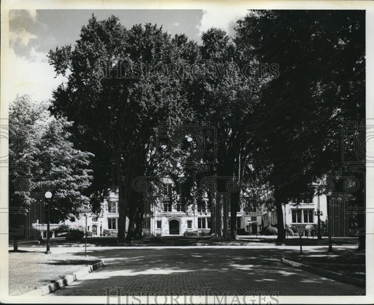 1967 Kauke Hall - Historic Images