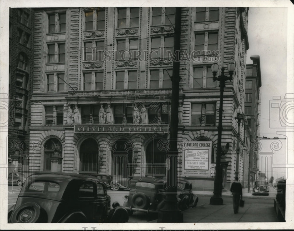 1939 Cleveland College Building - Historic Images