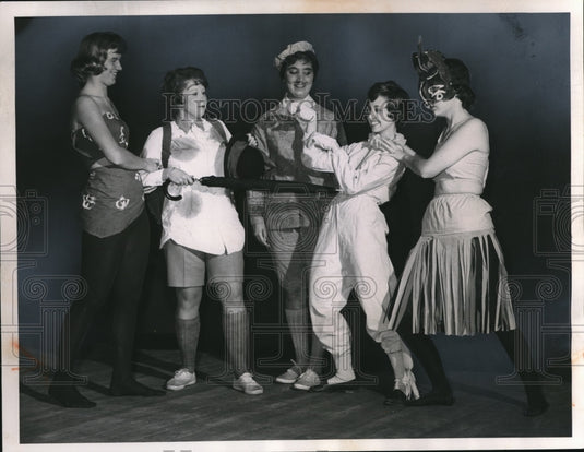 1962 Press Photo The Mather College Juniors' Stunt Night - Historic Images