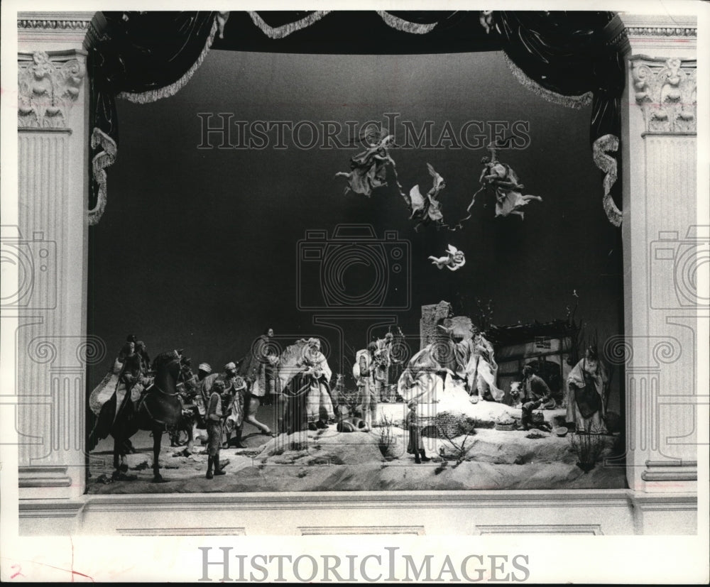 1969, Tableau of the Nativity in baroque 18th century Italian style - Historic Images