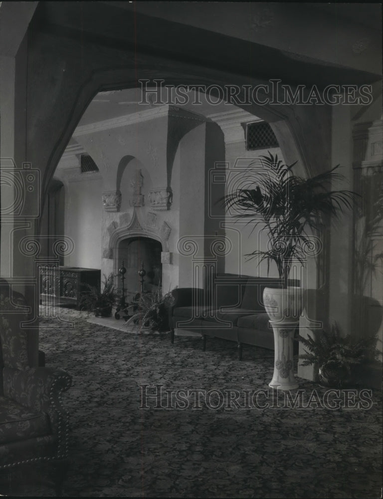 1930 Muns Manu Lounge - Historic Images