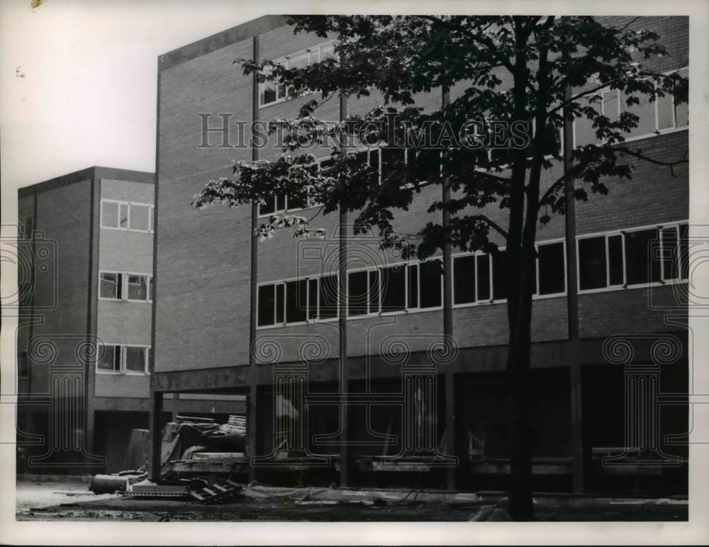 1961 Two of four dormitory buildings for Western Reserve University - Historic Images