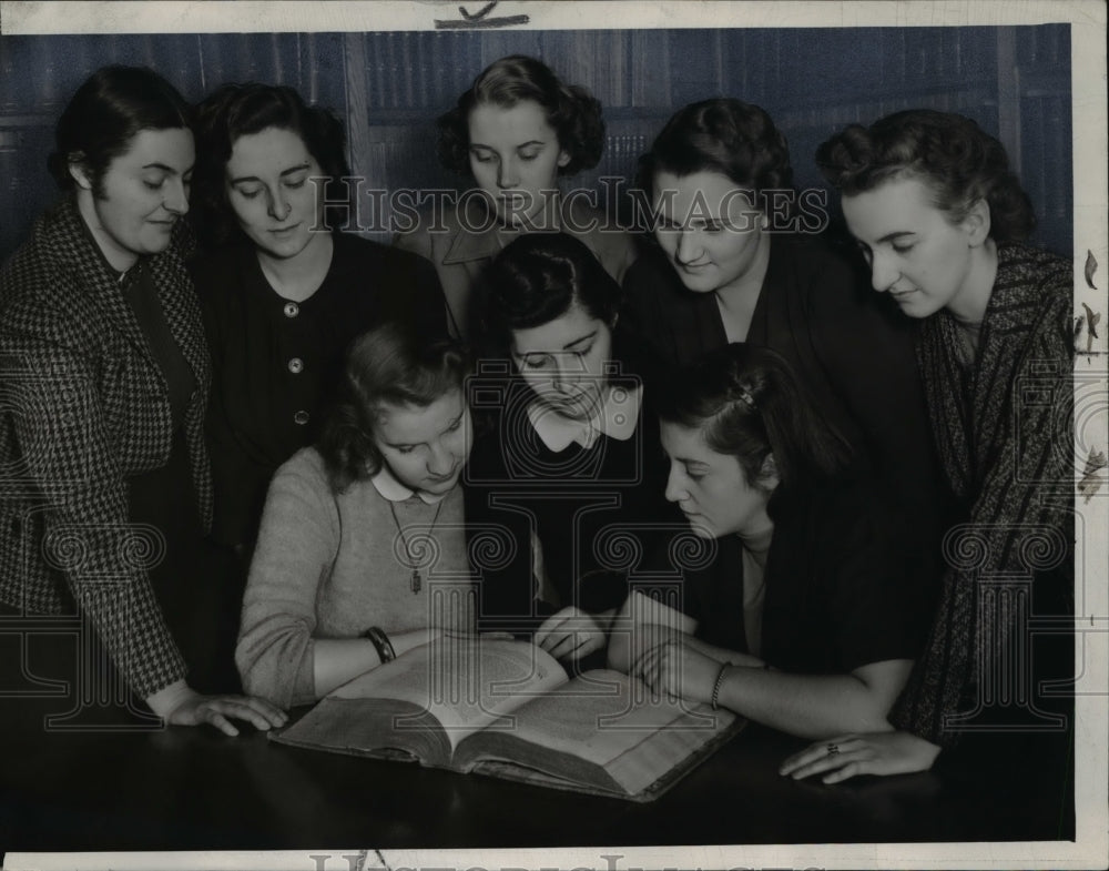 1941 Press Photo Katherine Monroe, Zelda Winograd, Judith Ulrich, Clara Lucioli-Historic Images