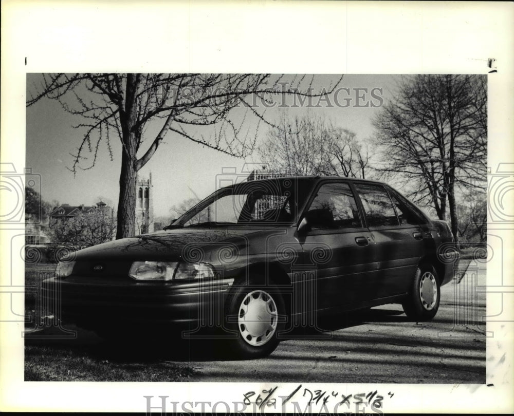 1990 Press Photo Ford Escort LX Model - Historic Images