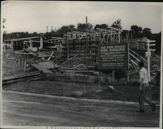1949 Press Photo Zoo Bond Project Bird Building - Historic Images
