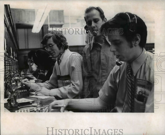 1972 Press Photo Male operators at Ohio Bell Telephone Co. - Historic Images