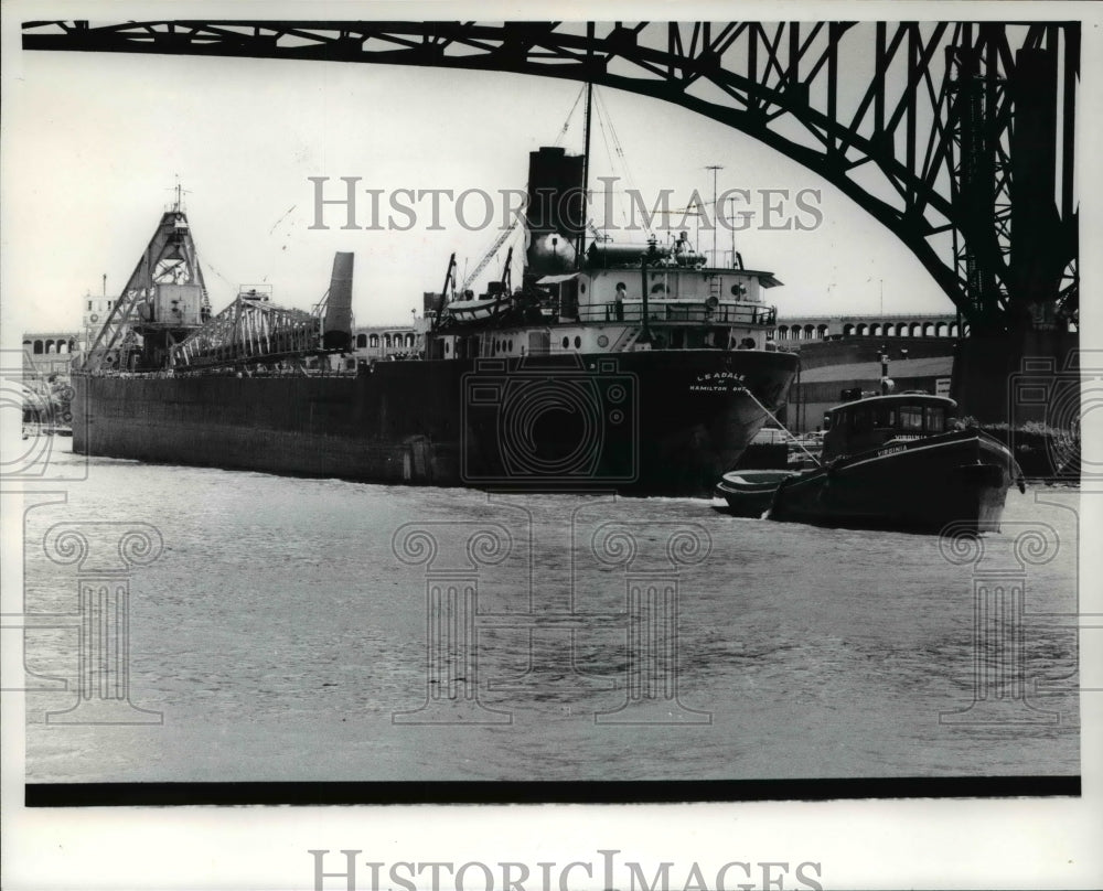 1976 Press Photo Leadale towed by Virginia, LVS River-Historic Images