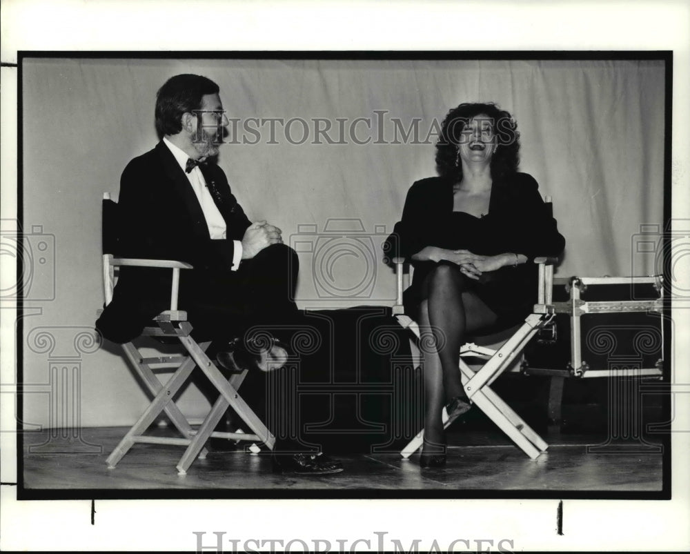 1991 Press Photo Actress Debra Winger honored by 15th film Festival organization - Historic Images