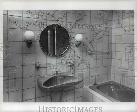 1980 Press Photo A Home's elegant design of a bathroom-Historic Images