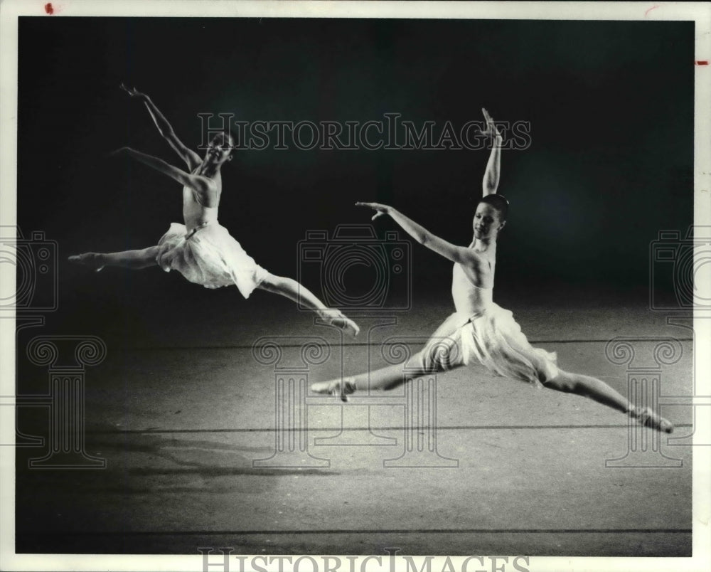 1980 Press Photo Pam Reyman & Cynthia Graham in Dennis Nahat Quicksilver - Historic Images