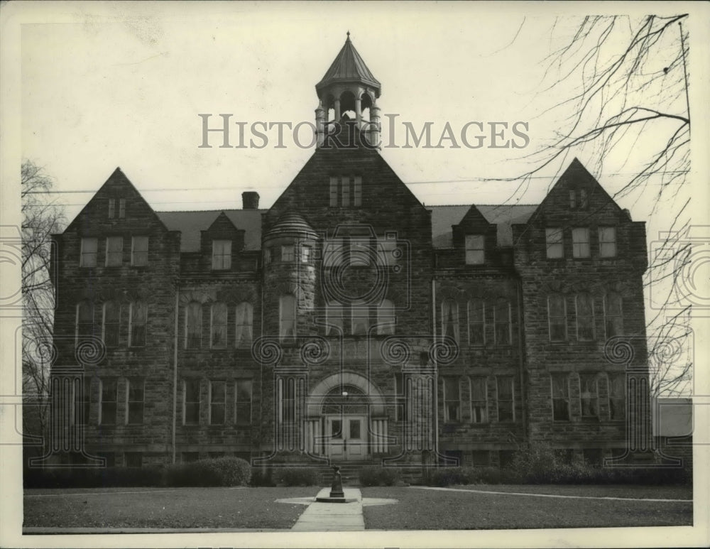 1935 Press Photo The Baldwin Wallace College, memorial building - Historic Images