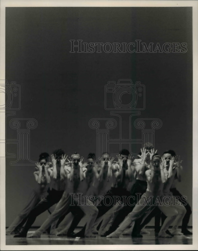 1993 Press Photo Cleveland Ballet presents the Caracas New World Ballet- Historic Images