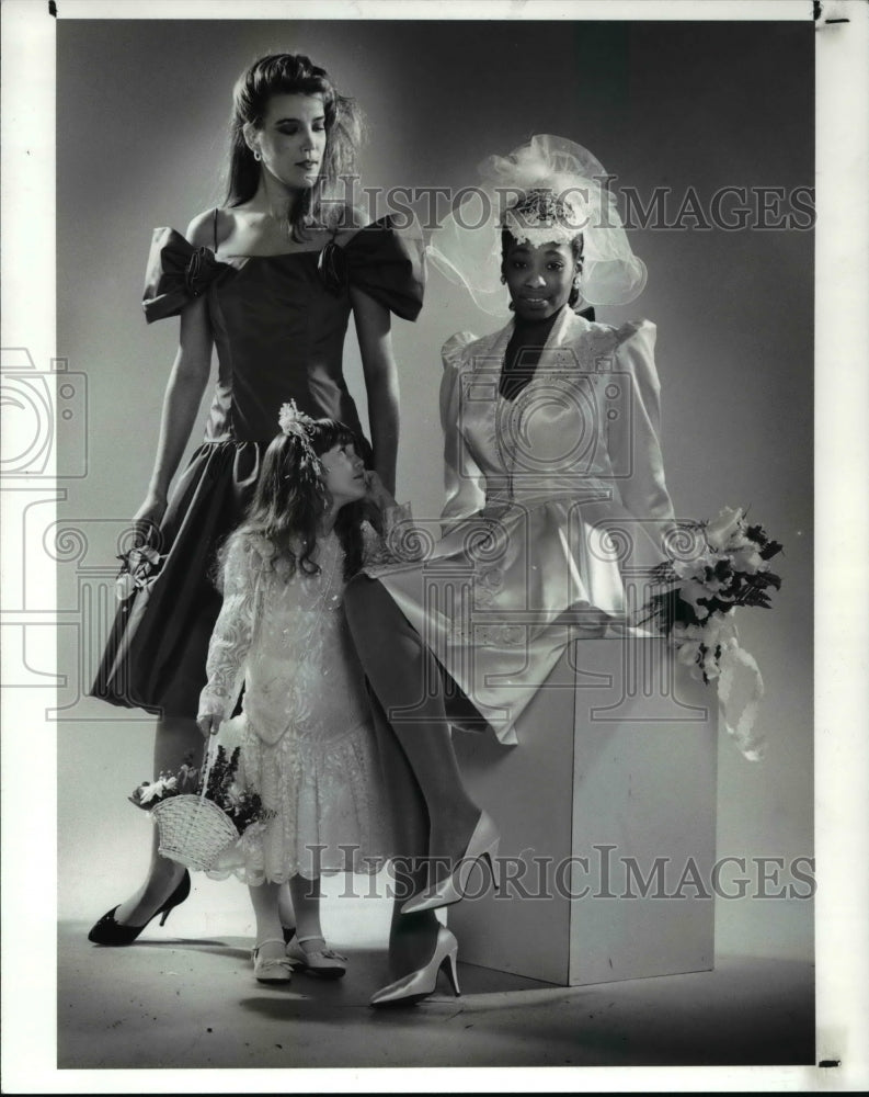 1988 Press Photo 1988 Bridal Collection-Historic Images