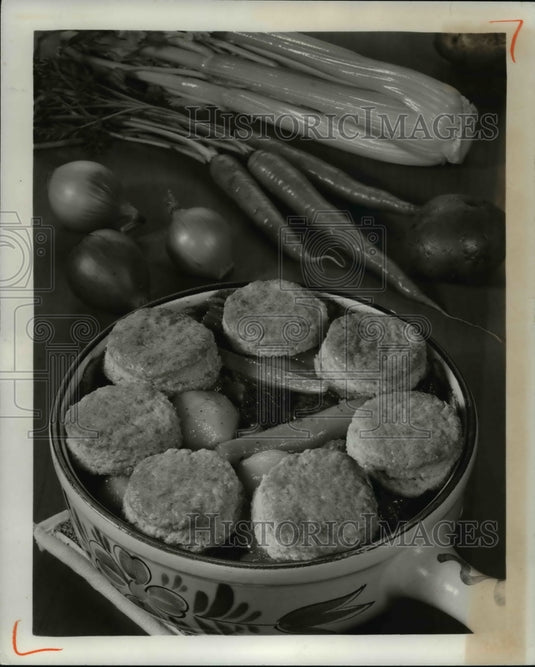 1964 Hearty Stew pleases all. The Quaker Oats Company - Historic Images