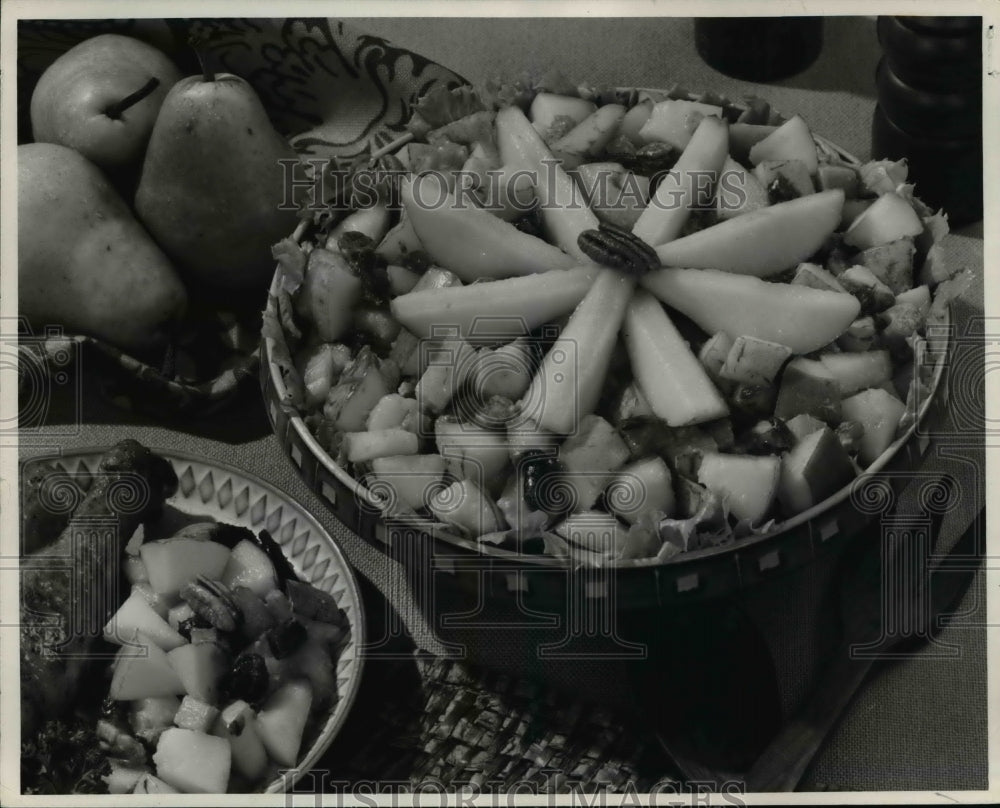 1970 The Pear Date Waldorf salad - Historic Images