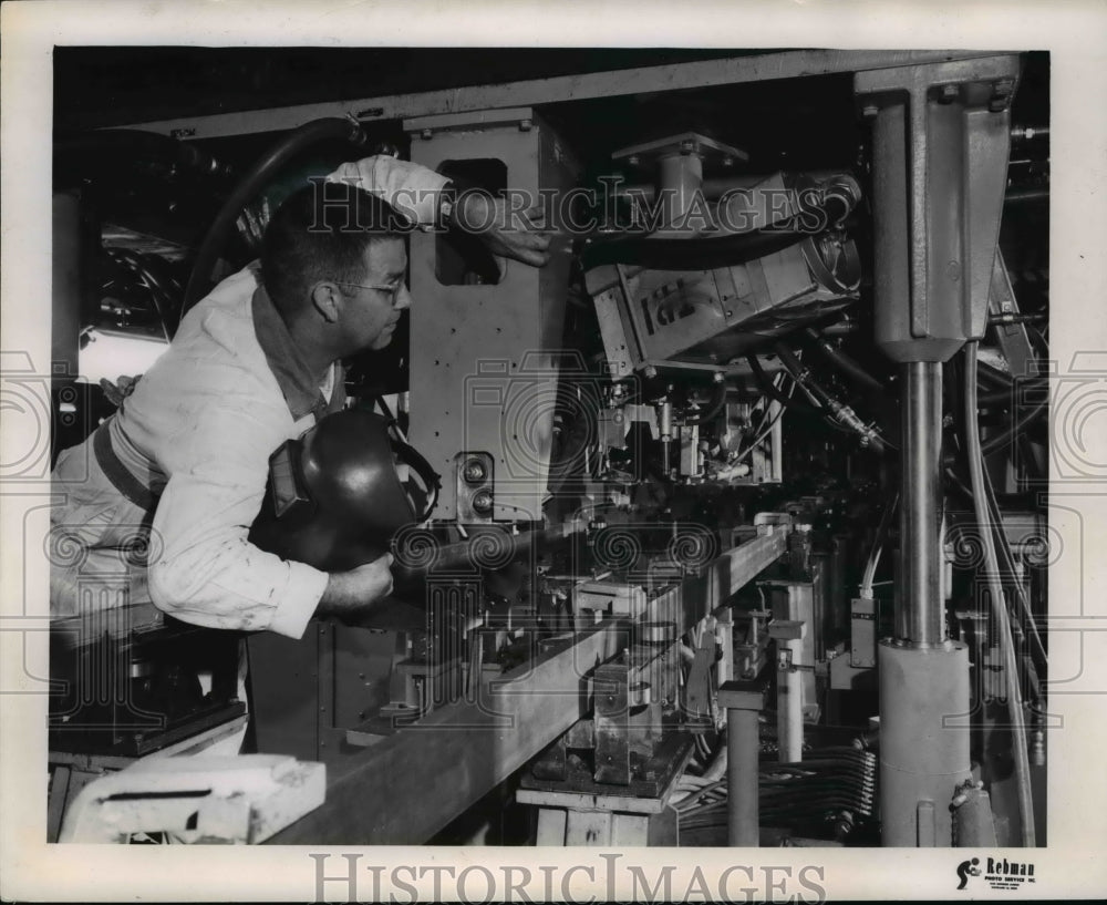 1962, Ford Stamping Plant - Historic Images