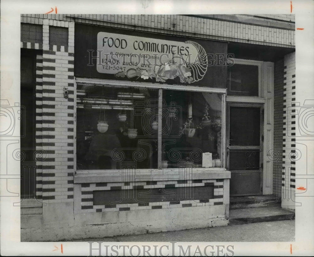 1975 Press Photo Food Communities, Co-Op-Historic Images