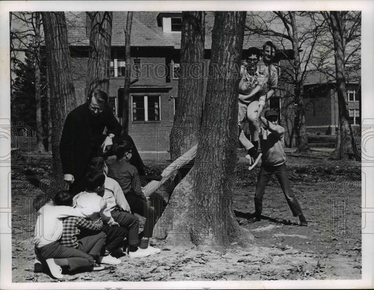 1968, Fr. Ray Steffen with the Pramadel Big Borther Charities - Historic Images