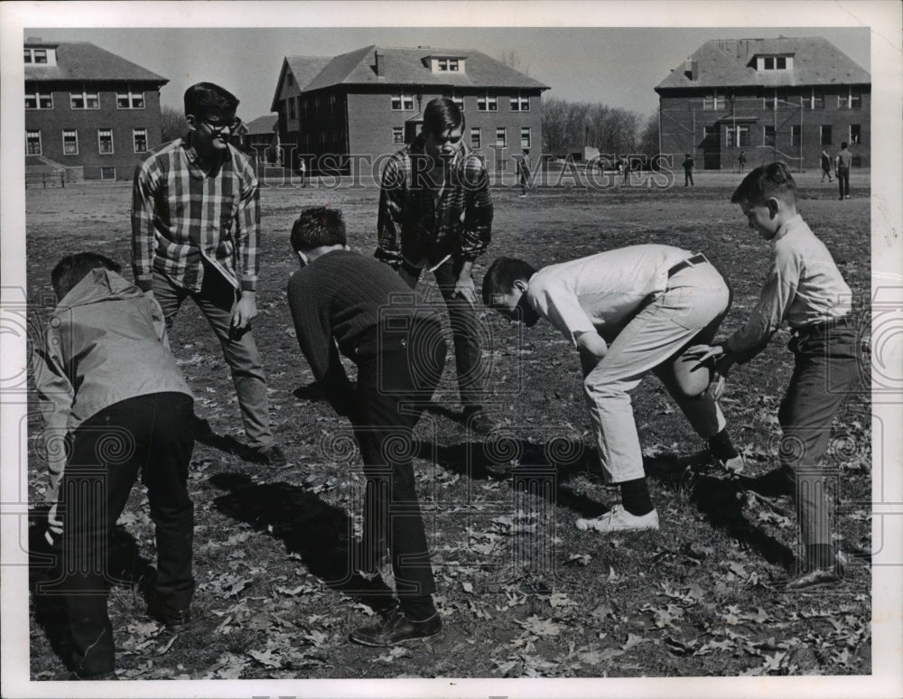 1968 Press Photo Parmadale Catholic Charities Big Brothers. - Historic Images