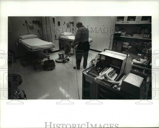 1983 Press Photo Grace Hospital Emergency Room - Historic Images