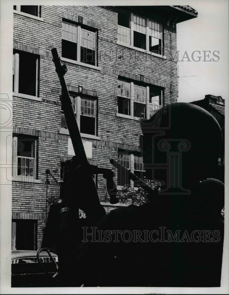1966 Press Photo Ohio National Guards containing Highway Riot - Historic Images