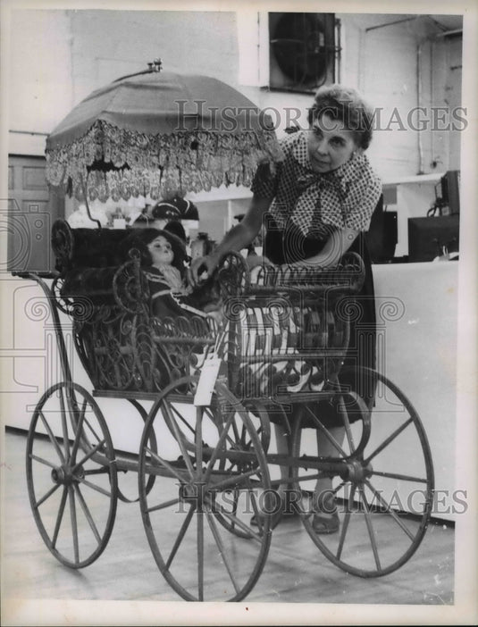 1964 Baby Carriages - Historic Images
