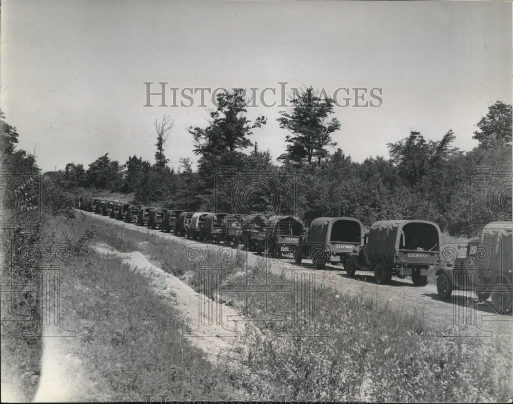 1938, Trucks transports the Blue defenders to Pepper Pike Village - Historic Images